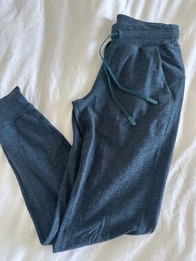 Lululemon Cozy Heathered Blue Jogger Pants